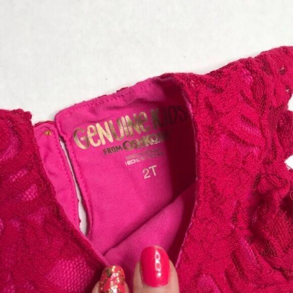 𝅺genuine Kids by Oshkosh Lace Peplum Keyhole Blouse - Picture 5 of 6